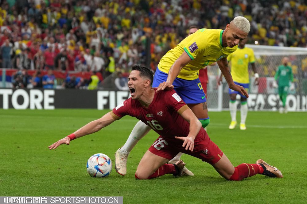 奥尔莫在接 奥尔莫在接